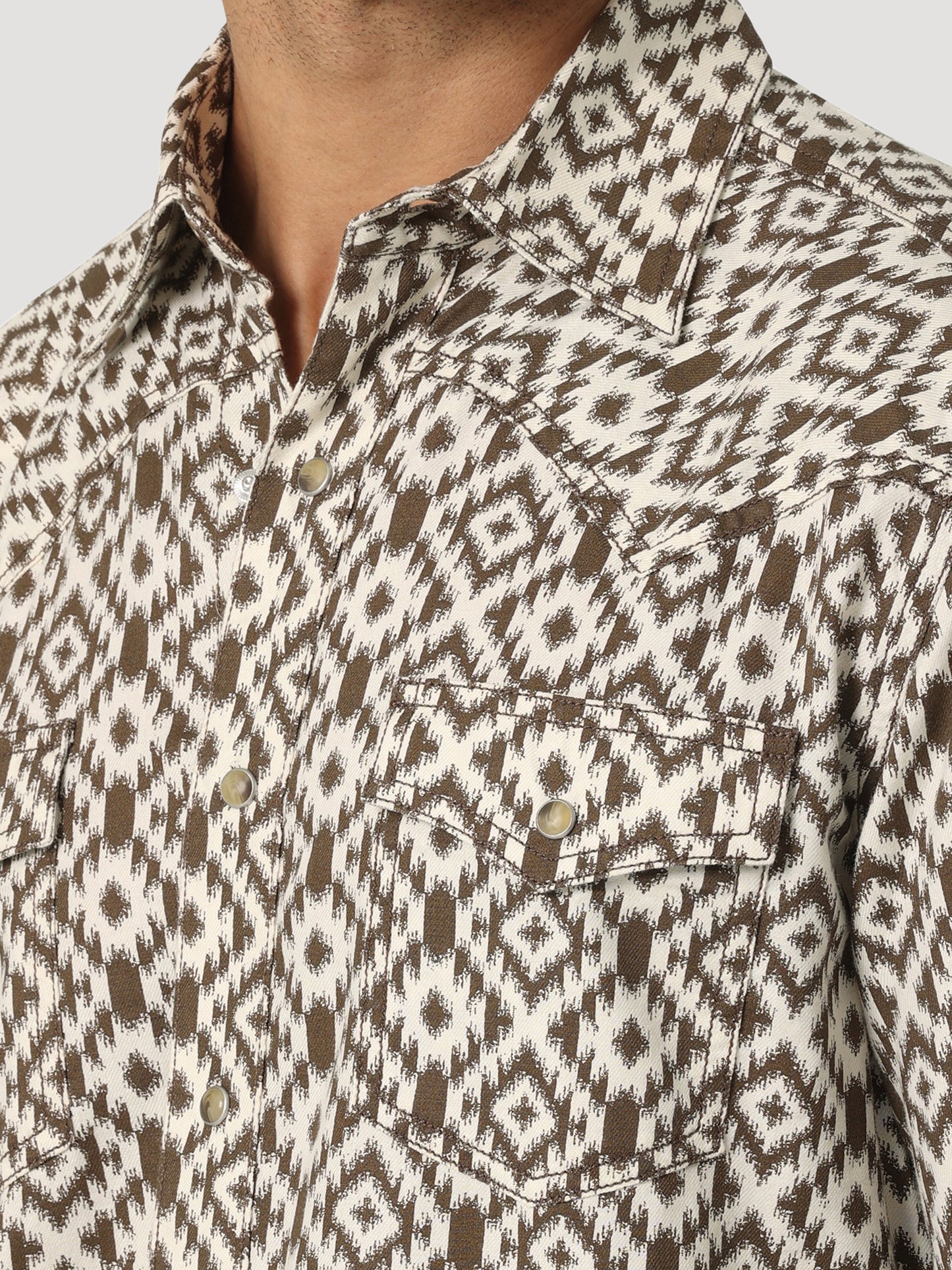 Wrangler Retro Premium Long Sleeve Linen Western Snap Shirt - Brown Diamonds