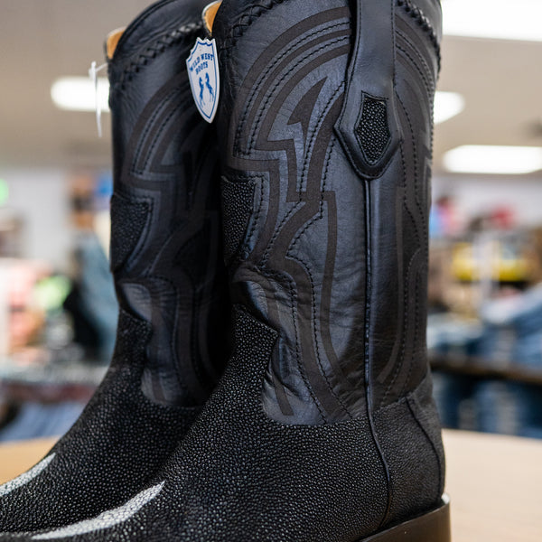 Stingray Single Stone Narrow Square Toe