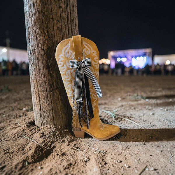 Rodeo After Dark Boot Bow - Broken horn