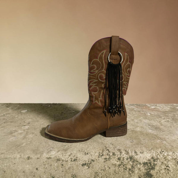 Black Fringe Boot Accessory - Broken horn