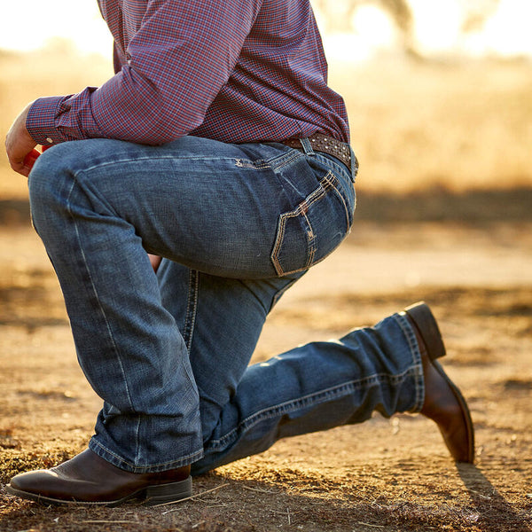 Ariat M5 Slim Boundary Stackable Straight Leg Jean - Broken horn