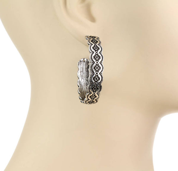 Western Texture Aztec Hoop Earrings - Broken horn