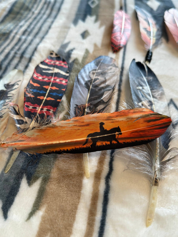 Lone Rider Hat Feather - Broken horn