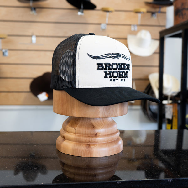 Broken Horn Cap 3D Embroidery Cream/Black - Broken horn
