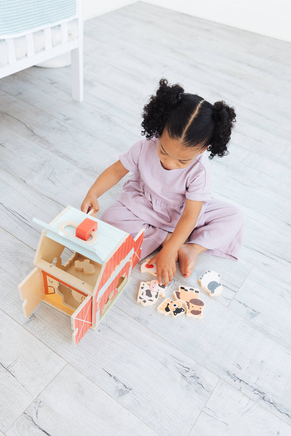 Wooden Barn Shape Sorter Toy, Farm Animals Montessori Play - Broken horn