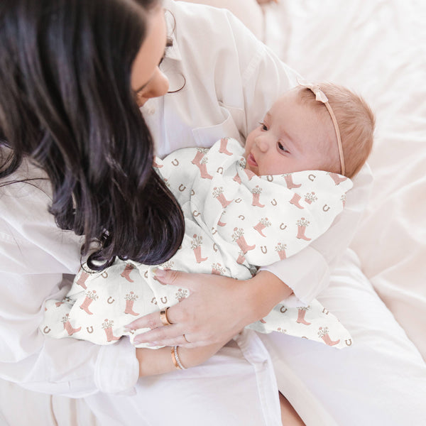 Swaddle Blanket Set Bloomin' Boot - Broken horn