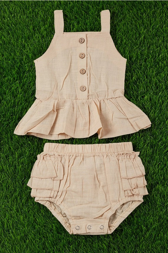 Ivory Ruffle Tank Top & Ruffle Butt Bloomers - Broken horn