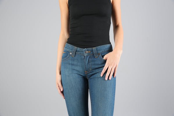 Kimes Ranch Betty17 Blue Jean - Broken horn