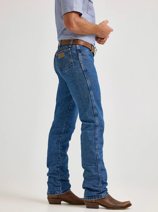 KONTOOR Wrangler men's cowboy cut stonewashed jeans displaying classic fit and durable denim fabric.