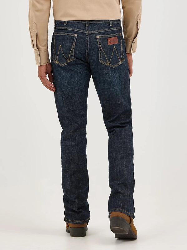 KONTOOR Wrangler men's retro slim fit bootcut jeans, Dax style, shown in dark denim with classic stitching and five-pocket design.
