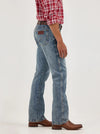 KONTOOR Wrangler men's retro slim fit bootcut jeans in Greeley color, featuring classic denim style and tailored fit.
