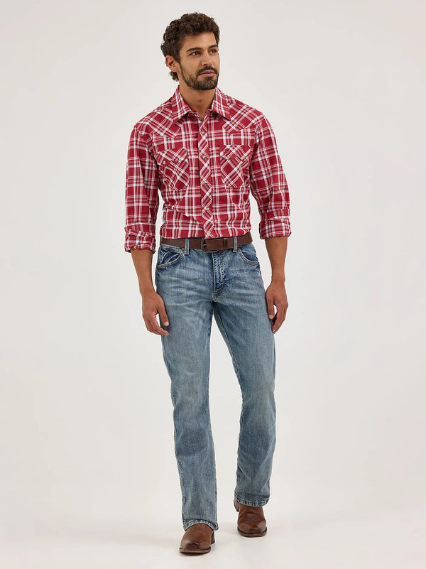 KONTOOR Wrangler men's retro slim fit bootcut jeans in Greeley color, shown on a model with front and back views.