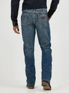 KONTOOR Wrangler men's retro slim fit bootcut jeans in Layton wash, showcasing classic denim with a modern fit and stylish design.