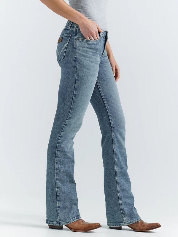 Wrangler Women Retro Mae Mid Rise Boot Cut Jean - Broken horn