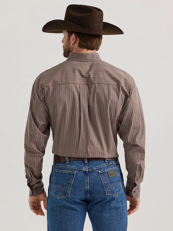 Wrangler Men's George Strait Button Down One Pocket Shirt - Broken horn