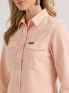 Wrangler Women's Colorwash Slim Western Snap - Broken horn