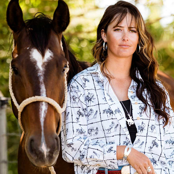 Cowgirl Spirit Necklace - Broken horn