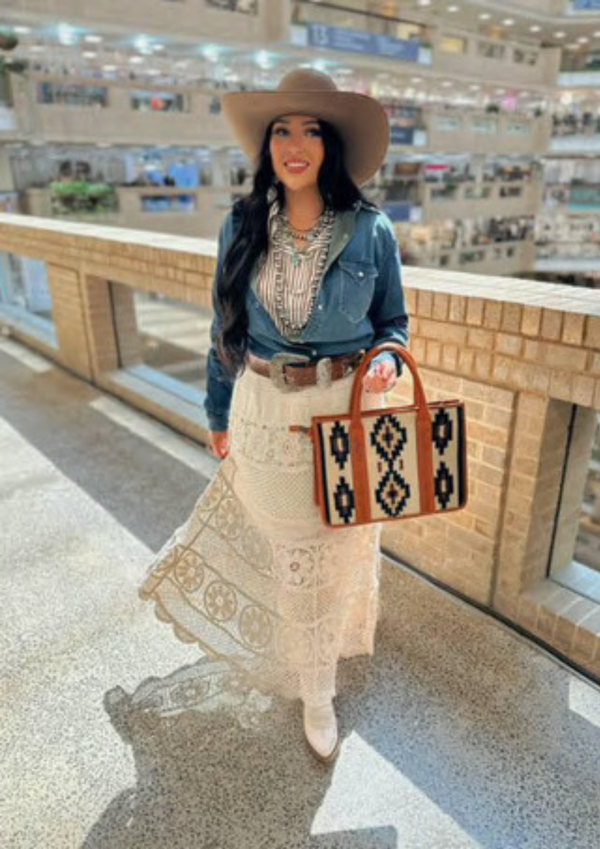 Ladies Skirt - Broken horn