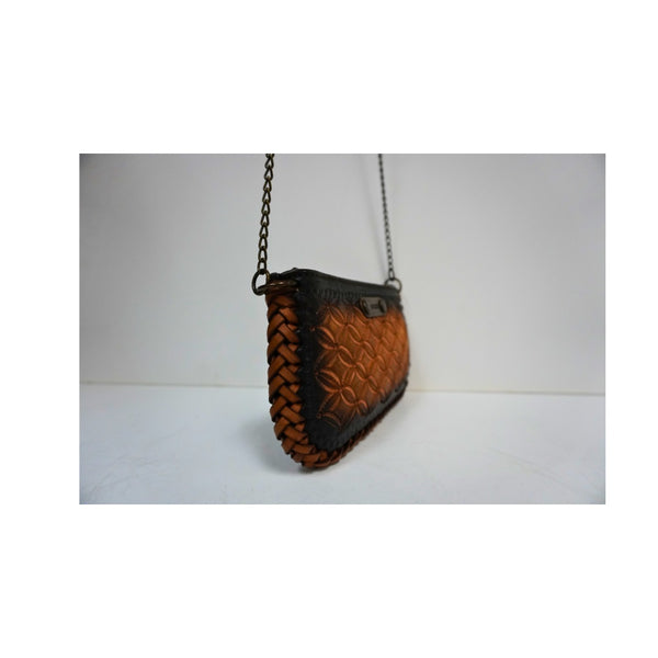 Canek All Leather Clutch Bag - Broken horn