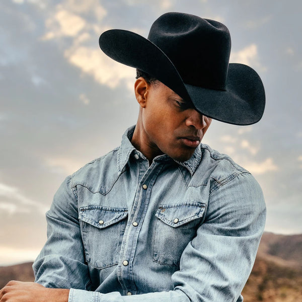 Black felt Stetson Skyline 6x hat with wide brim and indented crown, crafted by RHE HATCO, INC.