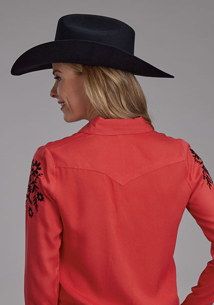 Roper Women Rayon Challis Shirt - Broken horn