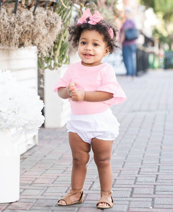 Baby Girls White Woven RuffleButt Bloomer - Broken horn