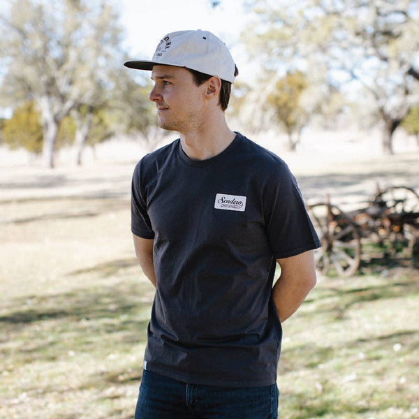 Sendero Shootin' Hand Cap - Broken horn