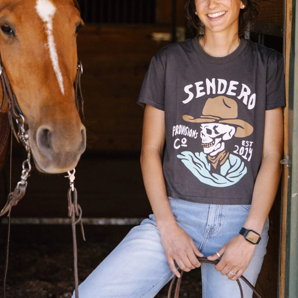 Sendero Quitado Crop Tee - Broken horn