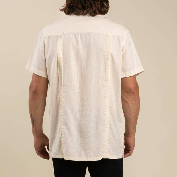 Caballero Guayabera - Broken horn