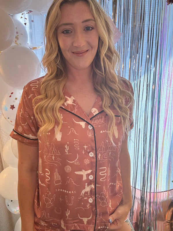 Western Willow Silky Pajama Set - Broken horn