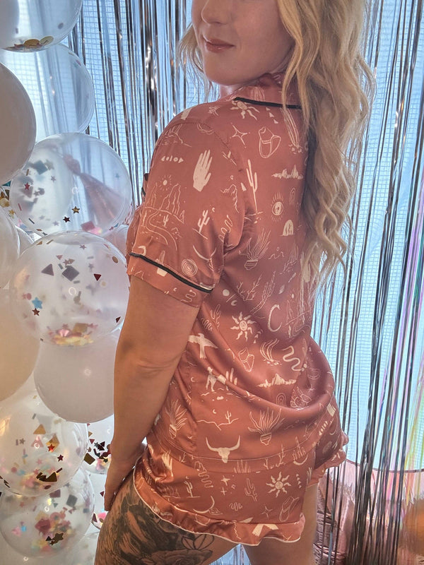 Western Willow Silky Pajama Set - Broken horn