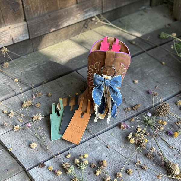 Boot Wallet - Broken horn