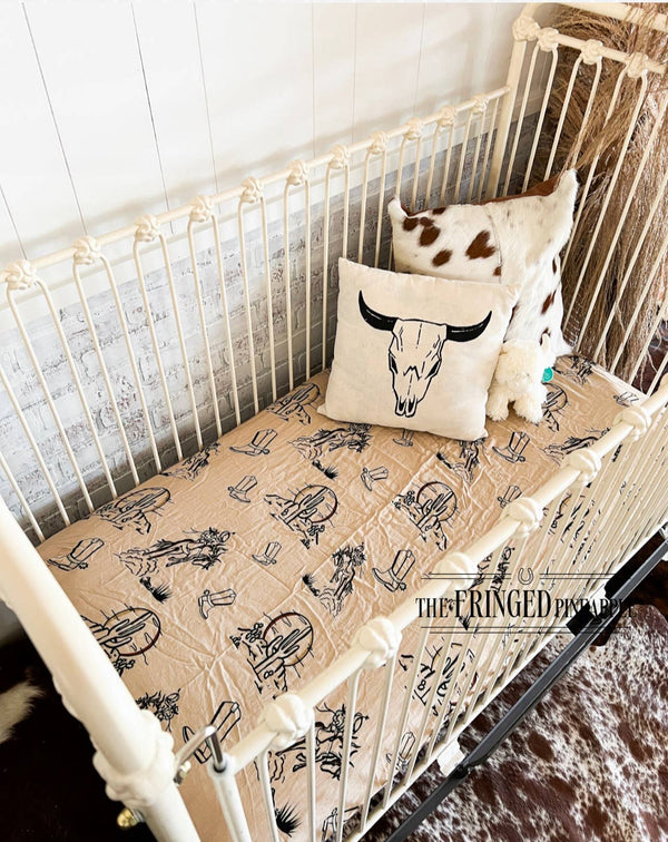 Desert Boots Fitted Crib Sheet 2.0 - Broken horn