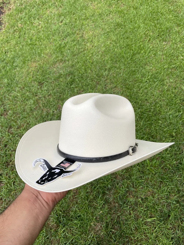 Cuernos Chuecos 150X Chaparral Sombrero Sinaloa F4 - Broken horn