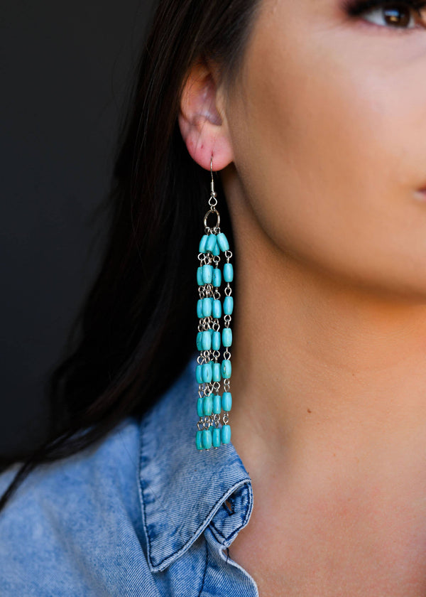 Green Beaded Tassel Earring - Broken horn