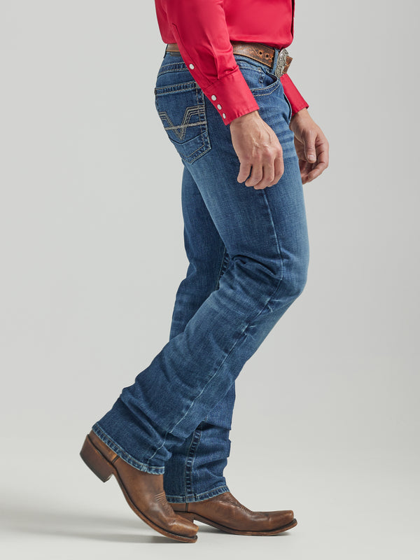 Wrangler Mens Rock 47 Slim Fit Straight Leg - Whispering Pines - Broken horn