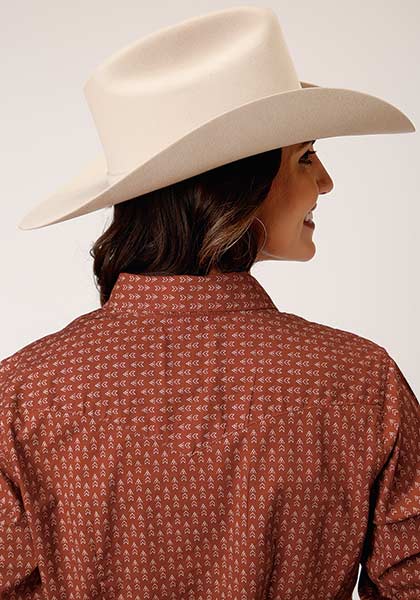 Roper Womens Snap Shirt All Over Print Arrow Geo Brown - Broken horn
